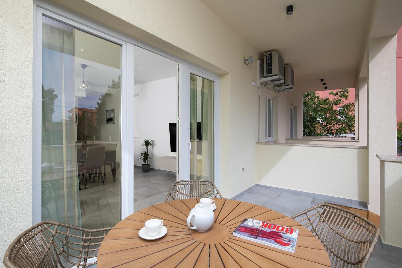 מדולין Apartments Igor מראה חיצוני תמונה