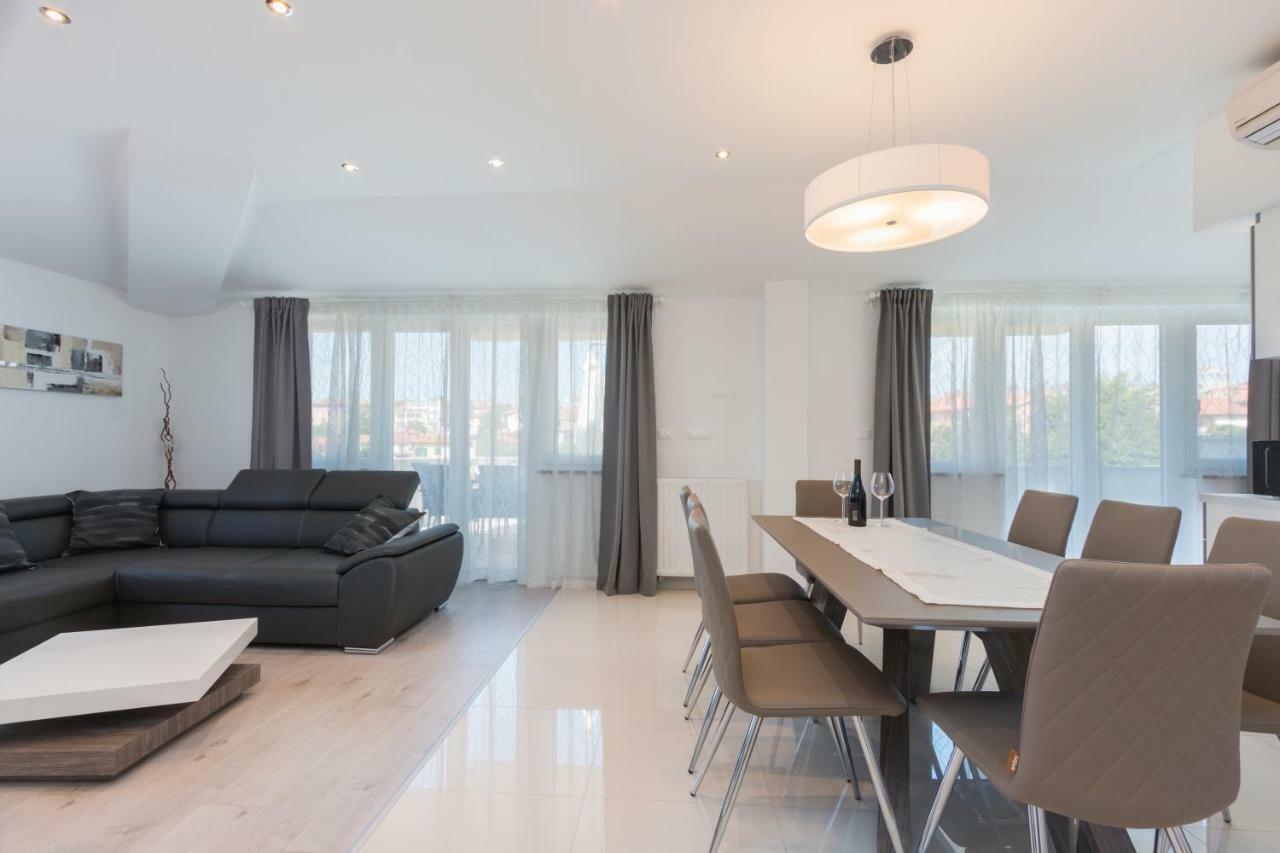 מדולין Apartments Igor מראה חיצוני תמונה
