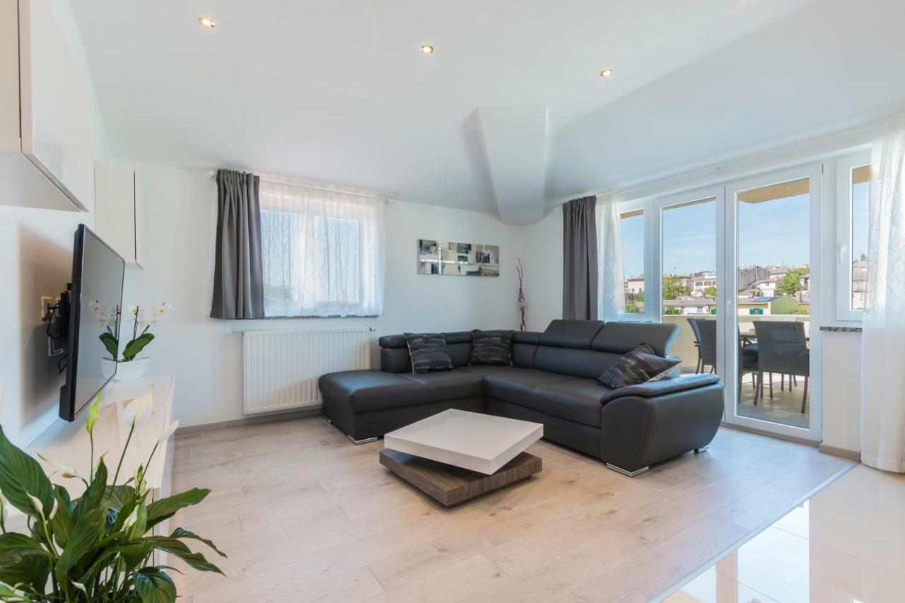 מדולין Apartments Igor מראה חיצוני תמונה